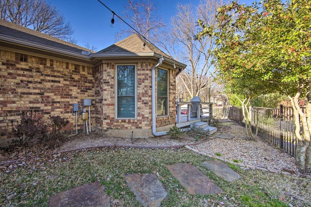 Photo of Others in Carolyn Estates