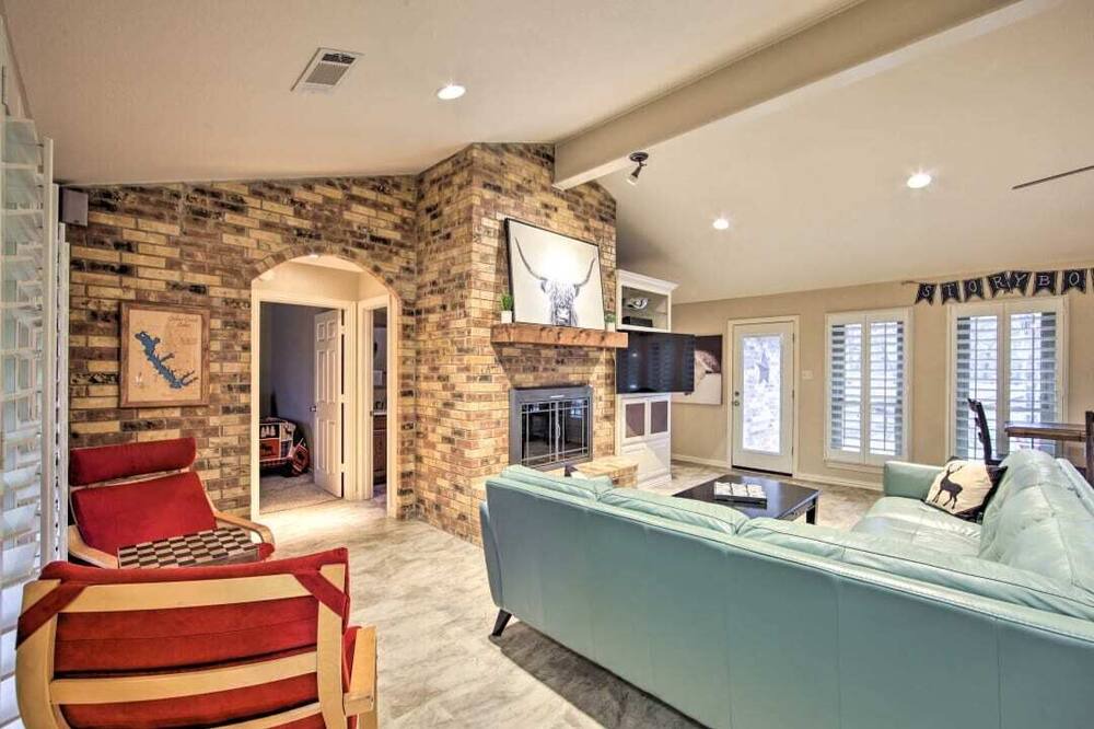 Photo of Others in Carolyn Estates