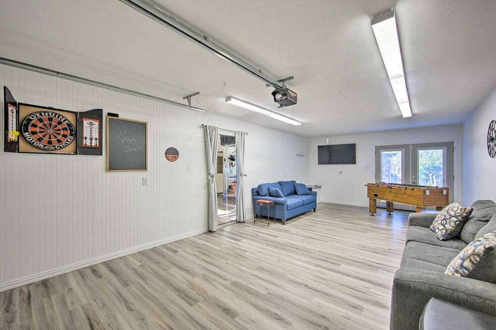 Photo of Others in Carolyn Estates