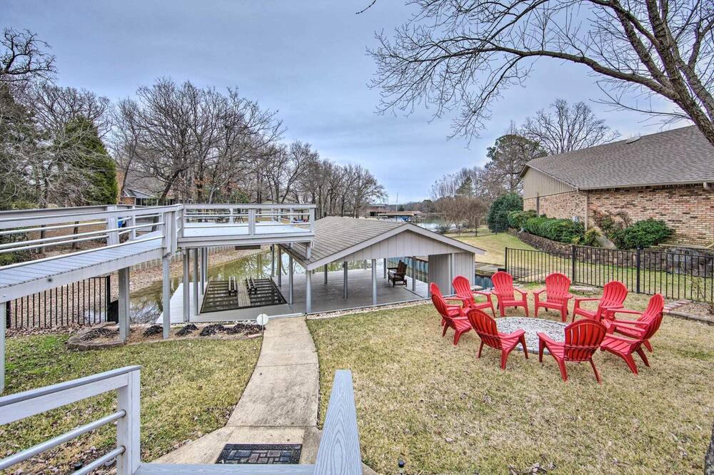 Photo of Outdoor in Carolyn Estates