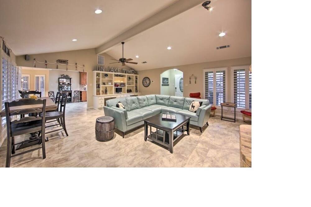 Photo of Others in Carolyn Estates