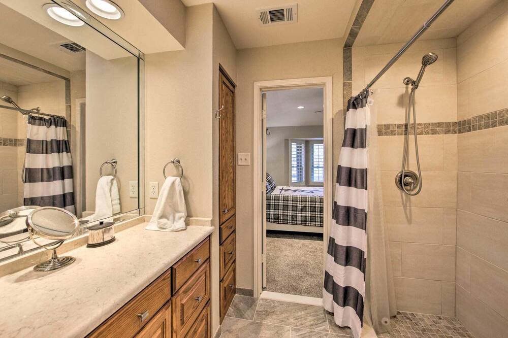 Photo of Others in Carolyn Estates