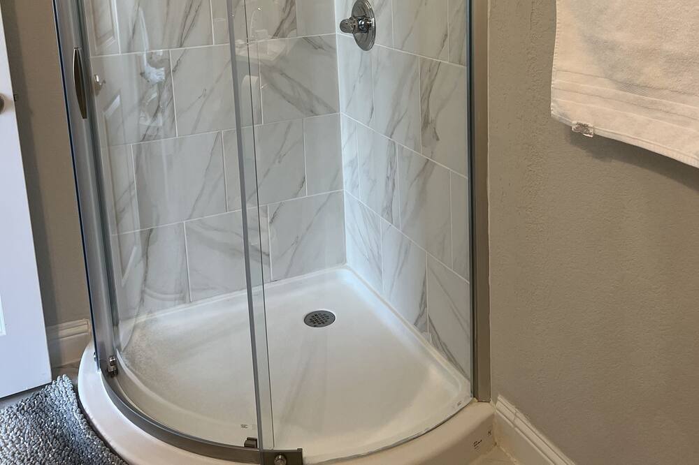 Photo of Bathroom in Pflugerville