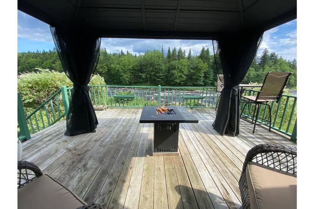 Photo of Patio Balcony in Saint-Raymond