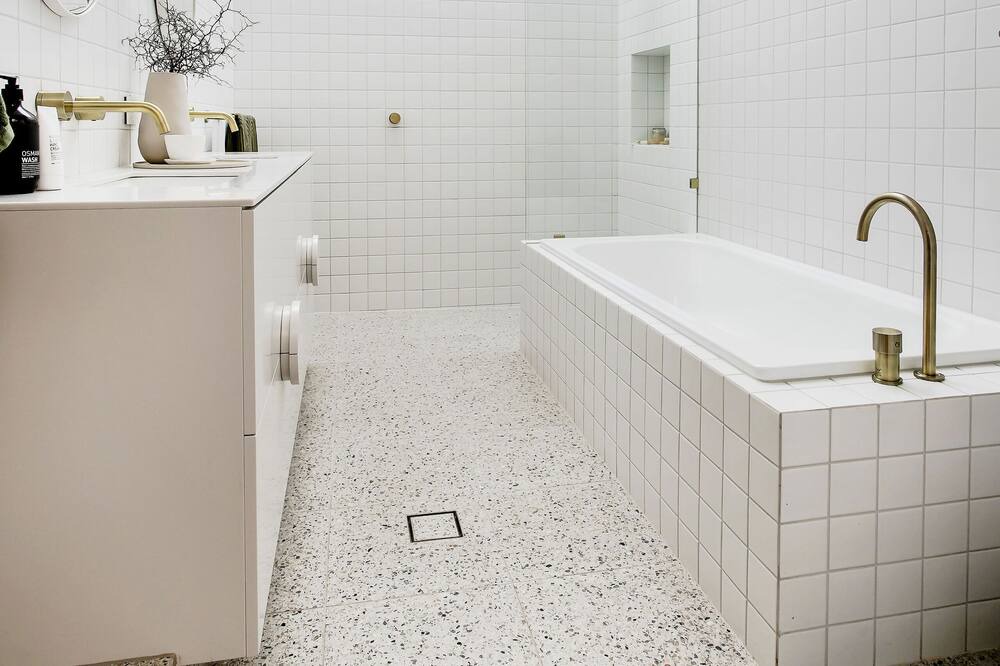 Photo of Bathroom in Unley