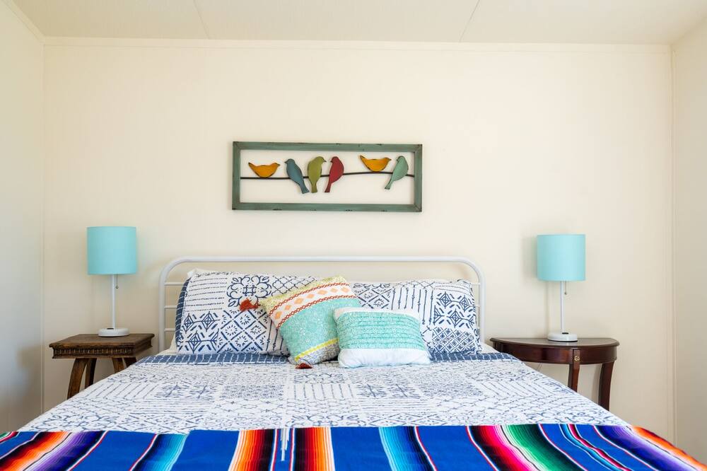 Photo of Bedroom in Logan