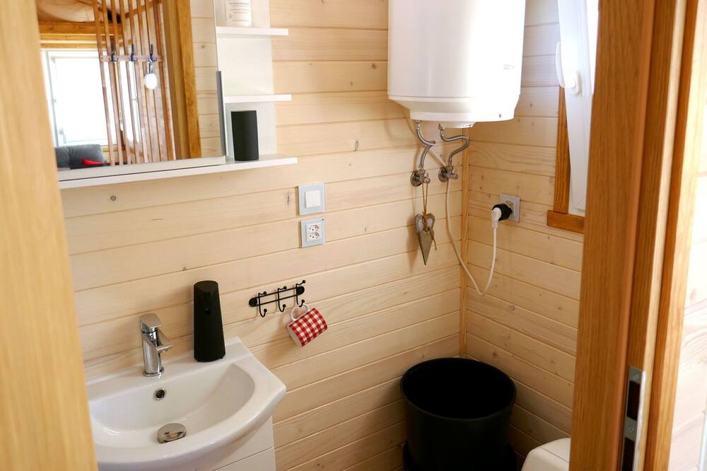 Photo of Bathroom in Erschmatt