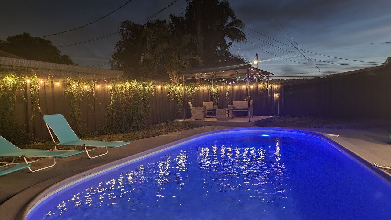 Photo of Outdoor in Sunrise