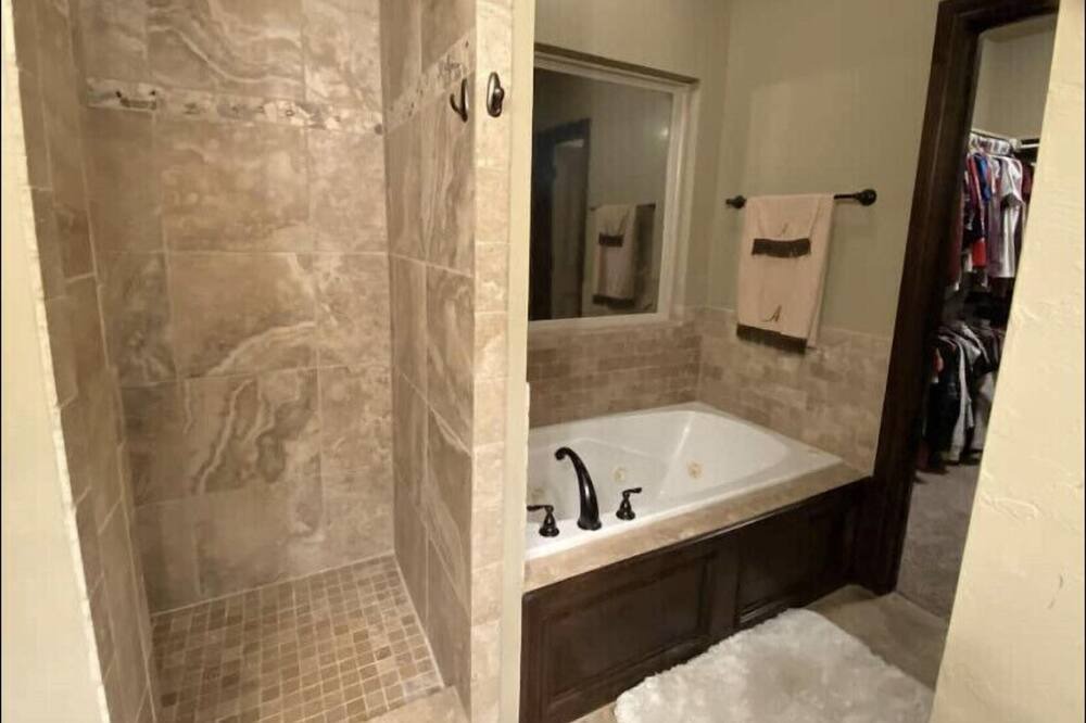 Photo of Bathroom in Moore