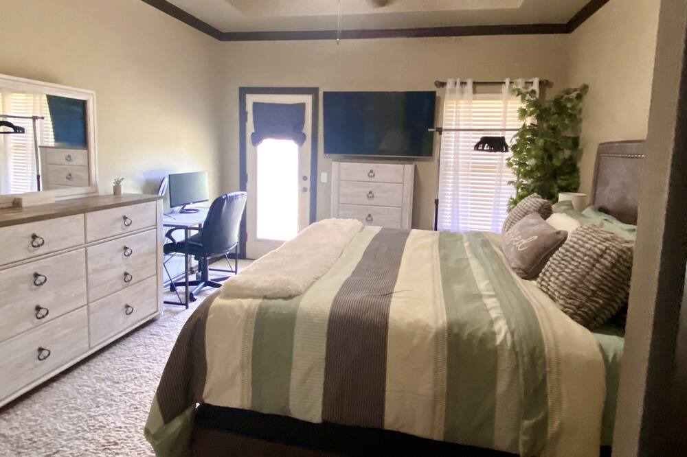 Photo of Bedroom in Moore