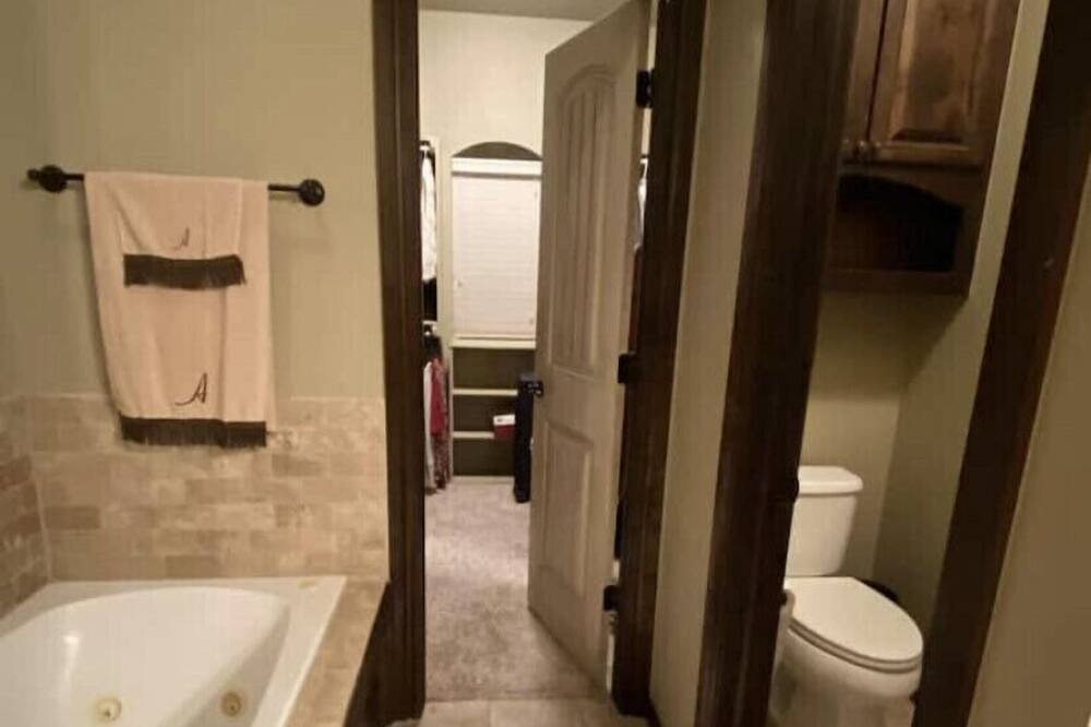 Photo of Bathroom in Moore