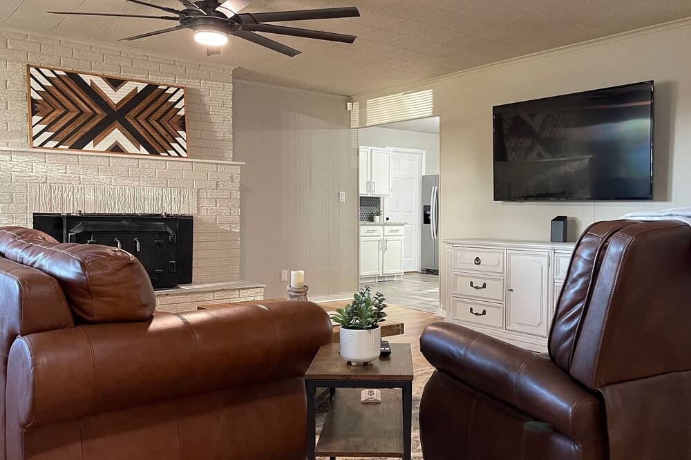 Photo of Livingroom in Owasso