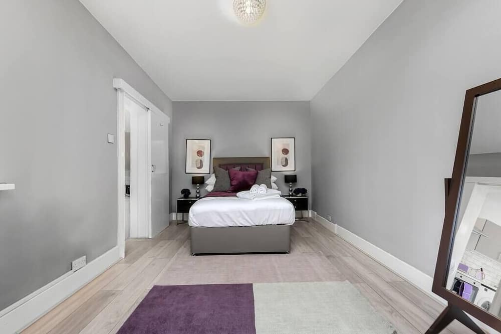 Photo of Bedroom in Uxbridge South