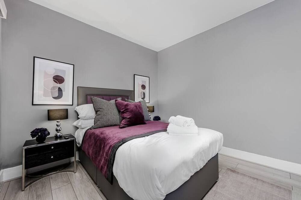 Photo of Bedroom in Uxbridge South