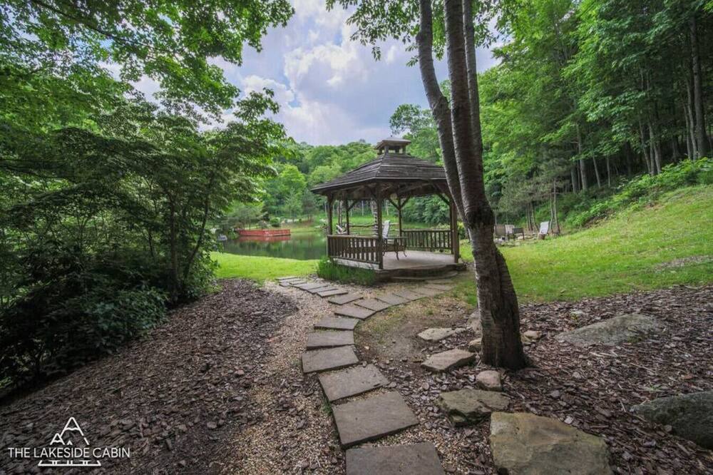 Photo of Others in Mars Hill
