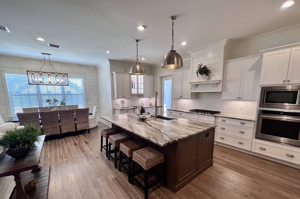 Photo of Kitchen in White's Gulfview