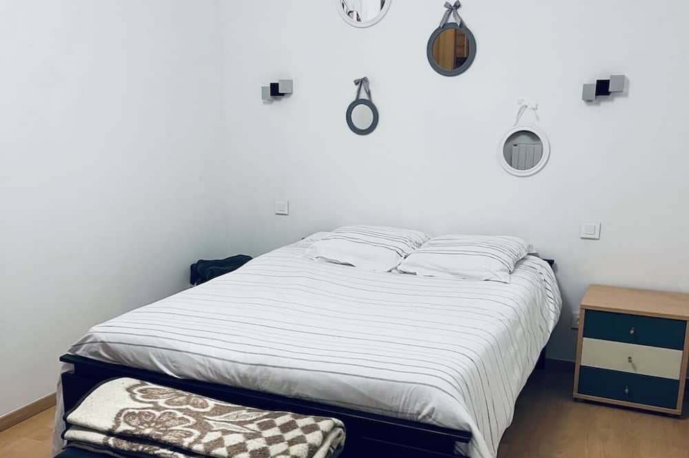 Photo of Bedroom in Celles-sur-Plaine