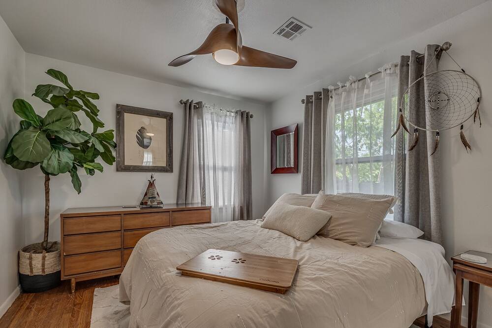 Photo of Bedroom in Central Oklahoma City