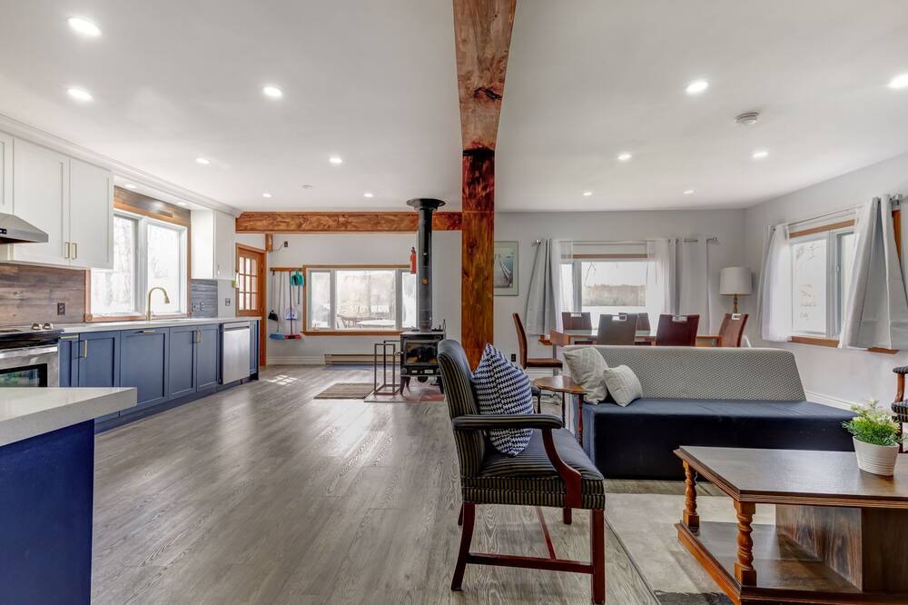 Photo of Livingroom in Hastings
