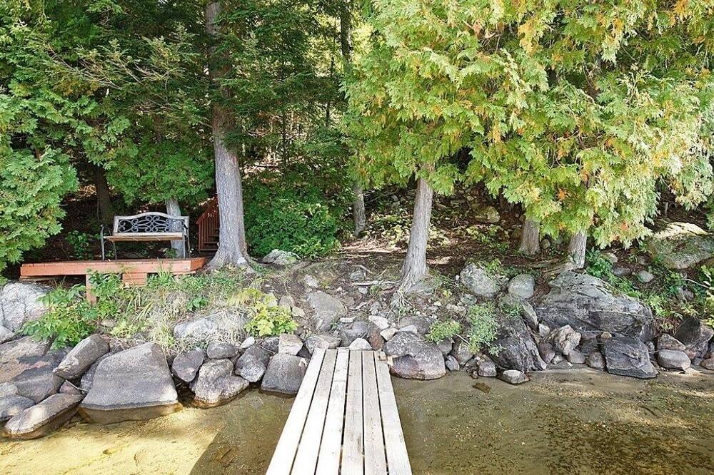 Photo of Outdoor in Val-des-Monts
