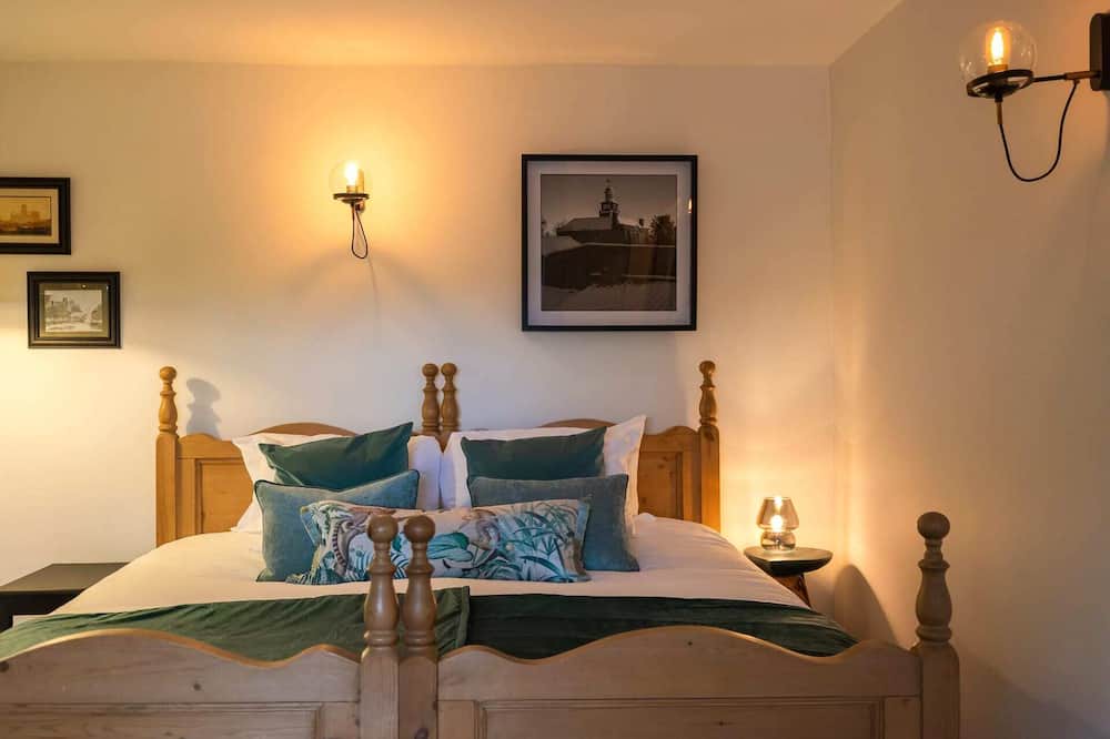 Photo of Others in Richmond