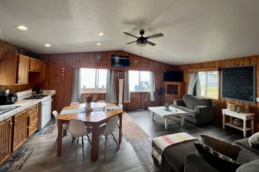 Photo of Livingroom in Oscoda
