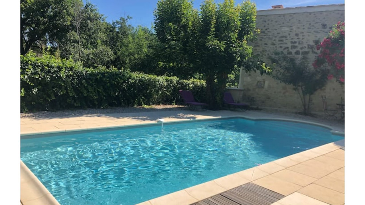 Photo of Outdoor in Saint-Julien-de-Peyrolas