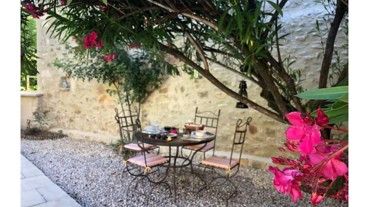 Photo of Outdoor in Saint-Julien-de-Peyrolas