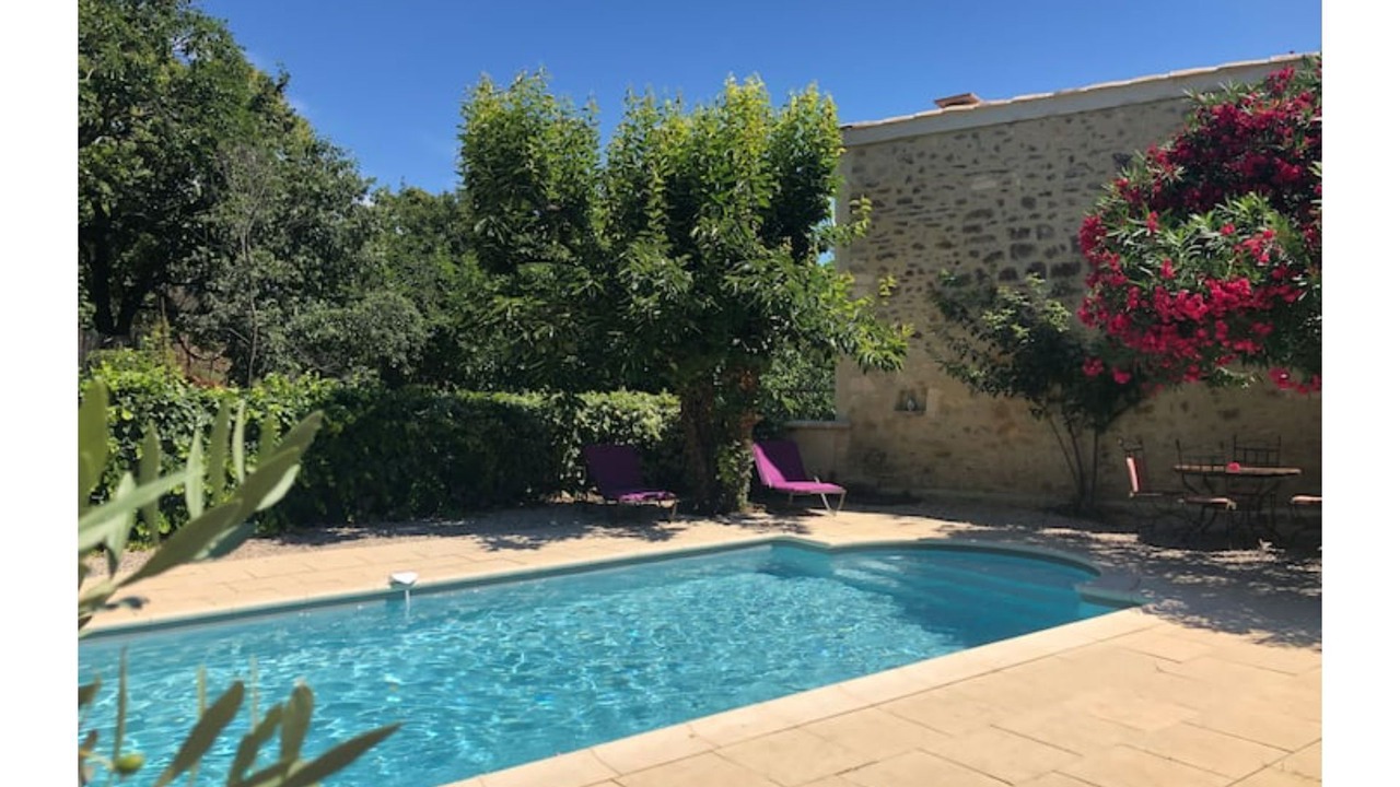 Photo of Outdoor in Saint-Julien-de-Peyrolas