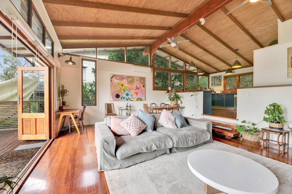 Photo of Livingroom in Milsons Passage