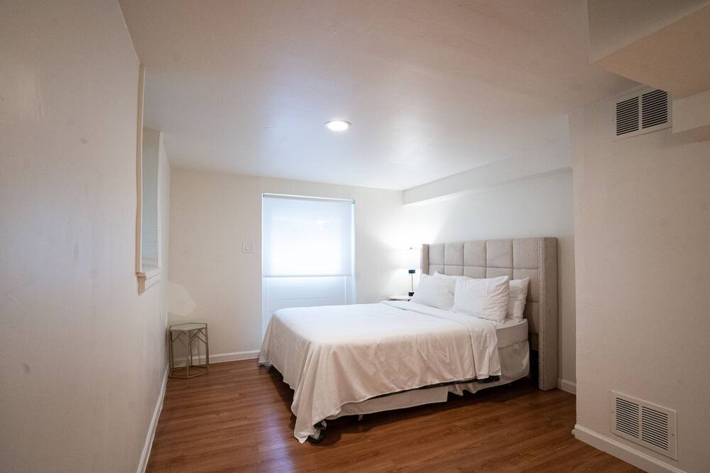 Photo of Bedroom in Cedar Heights