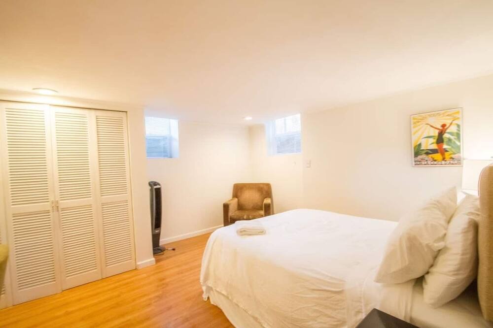 Photo of Bedroom in Cedar Heights
