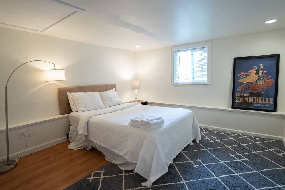 Photo of Bedroom in Cedar Heights