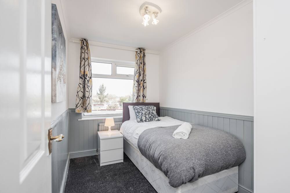 Photo of Others in Tilbury