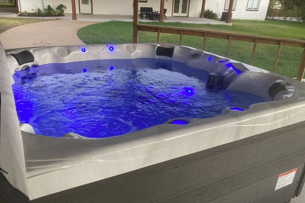 Photo of Outdoor in Bryan