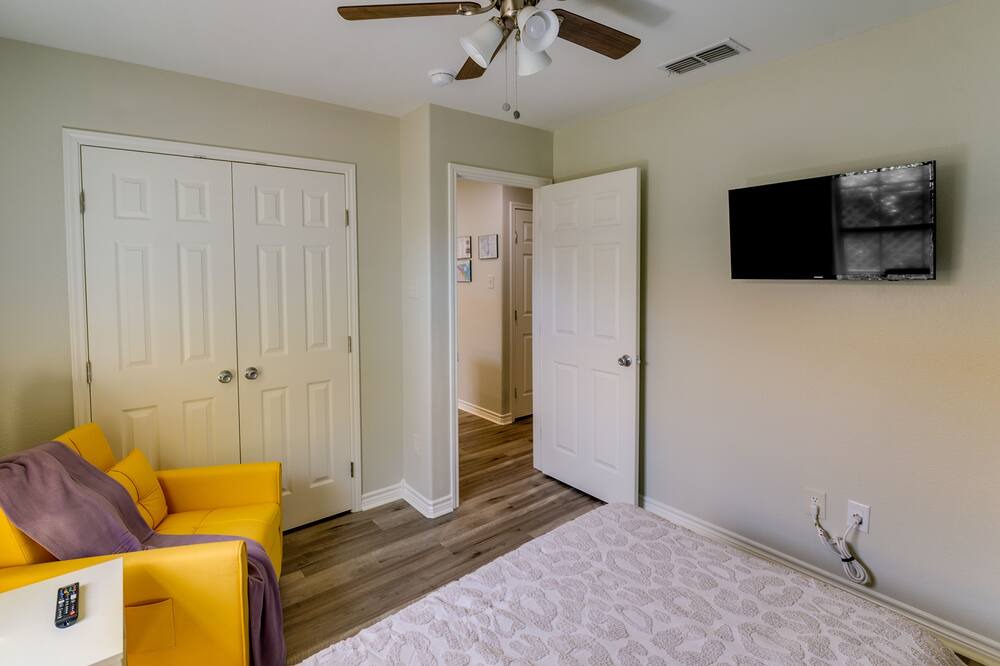 Photo of Bedroom in Flour Bluff