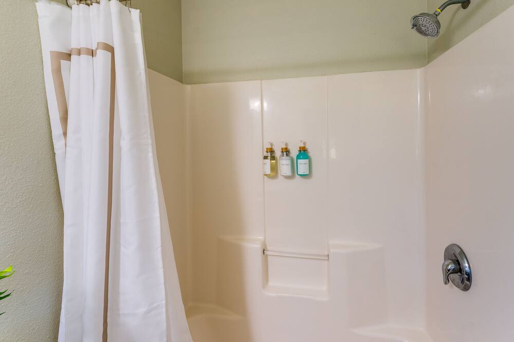 Photo of Bathroom in Flour Bluff