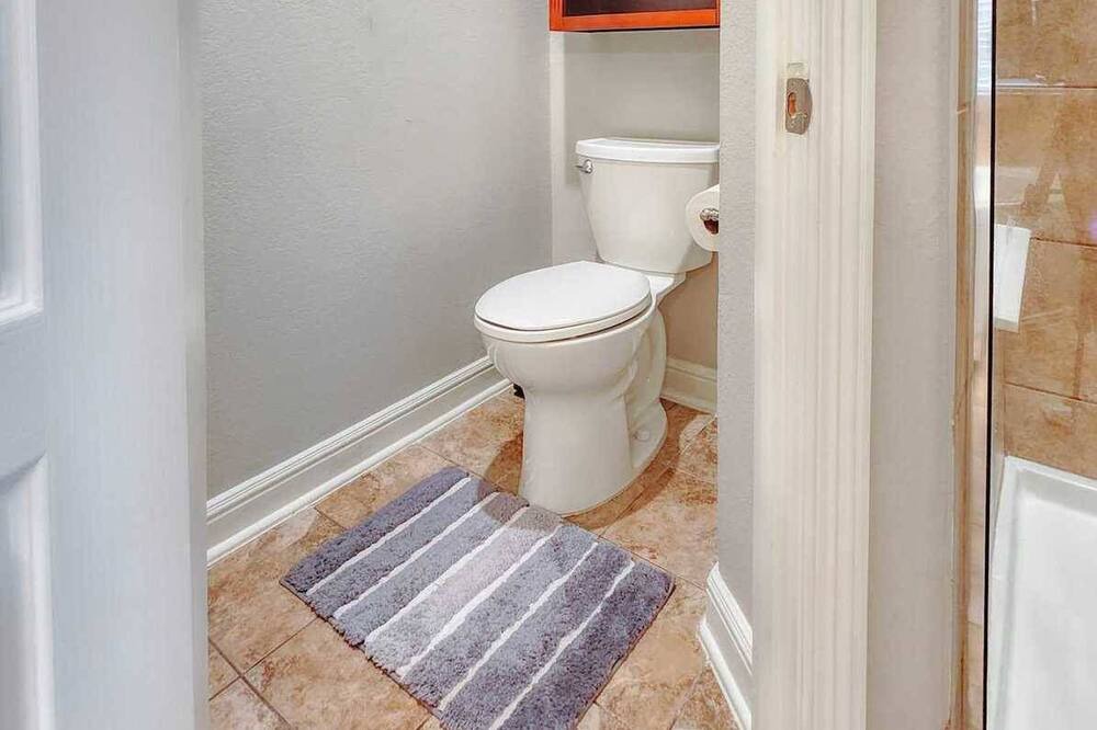 Photo of Bathroom in Jersey Village