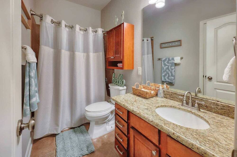 Photo of Bathroom in Jersey Village