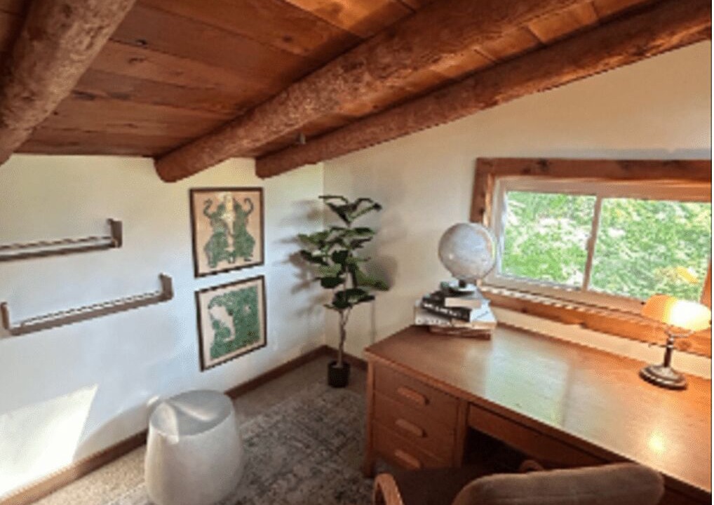 Photo of Others in Maple Mount