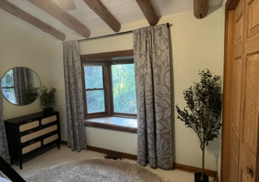 Photo of Others in Maple Mount