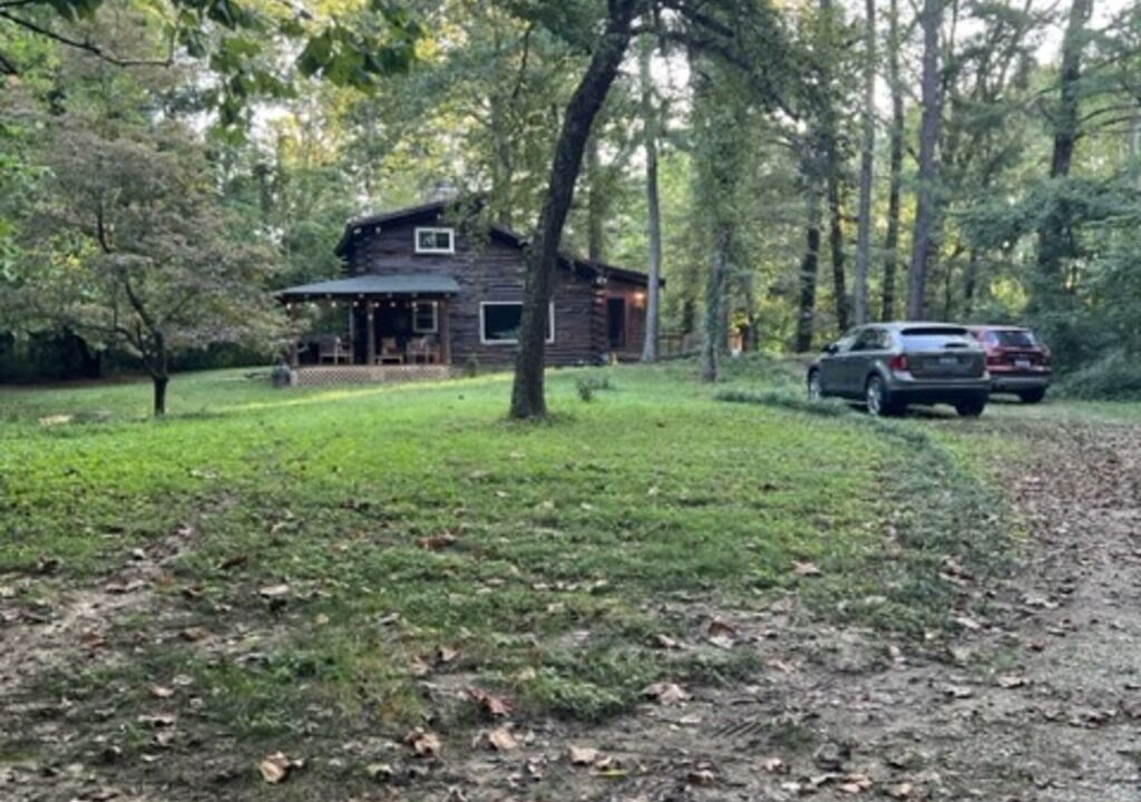 Photo of Outdoor in Maple Mount