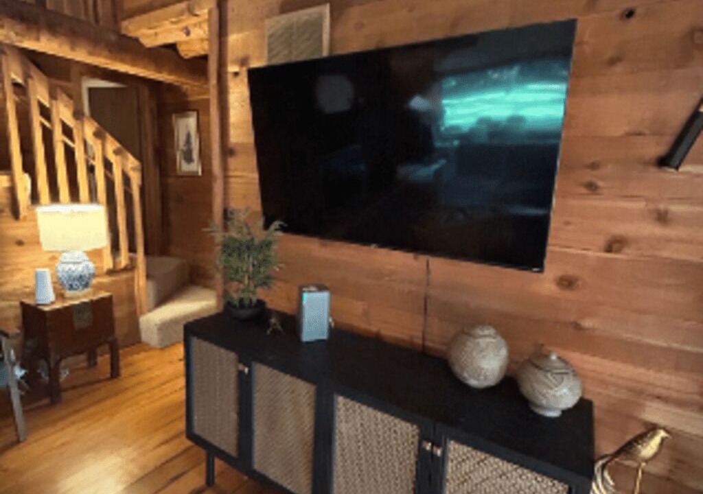 Photo of Others in Maple Mount