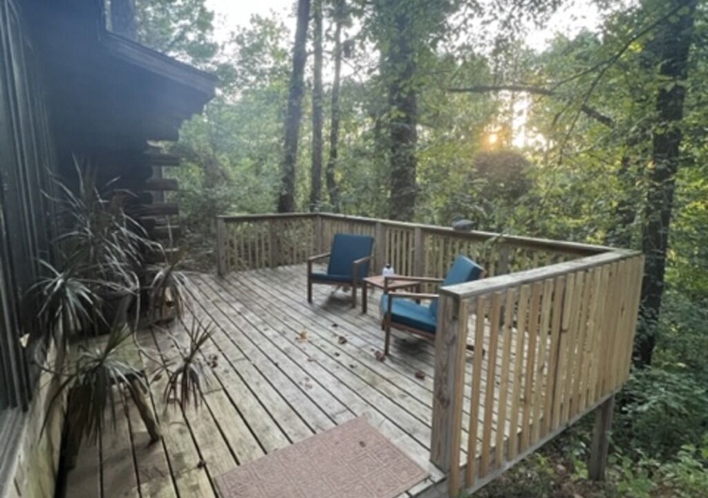 Photo of Outdoor in Maple Mount