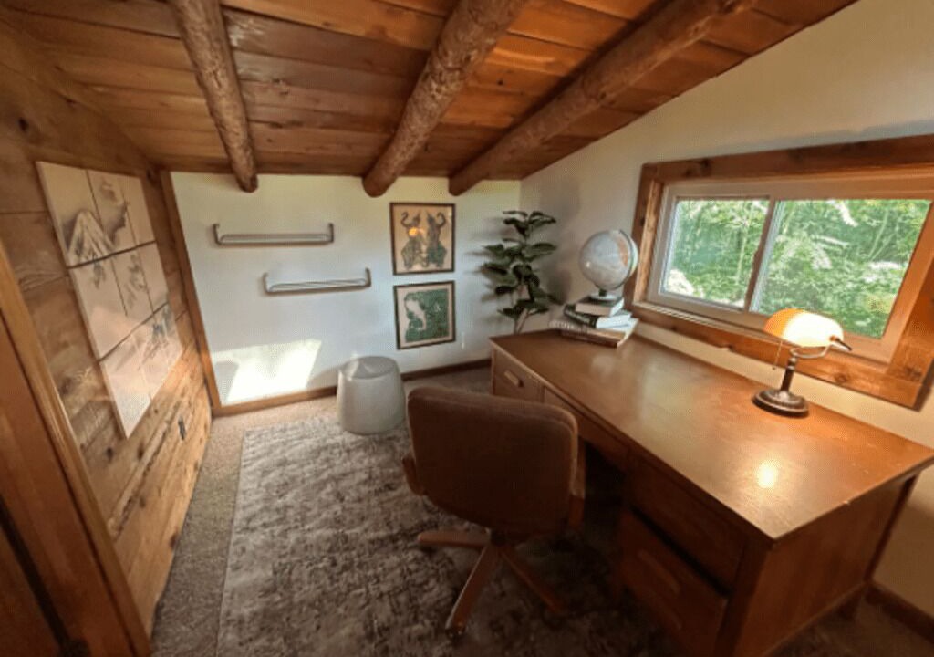 Photo of Others in Maple Mount