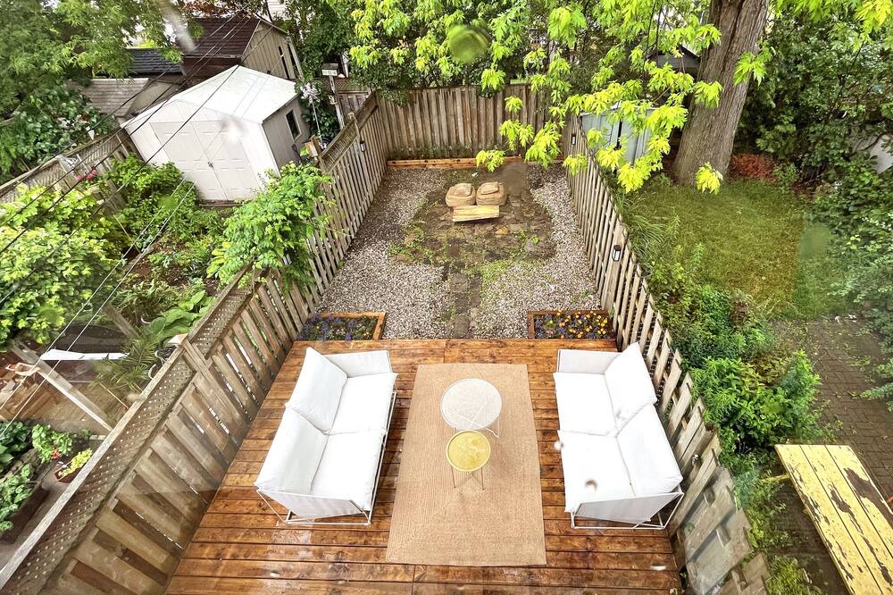 Photo of Outdoor in Woodbine Heights