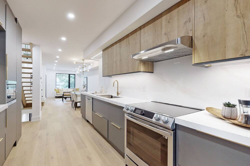 Photo of Kitchen in Woodbine Heights