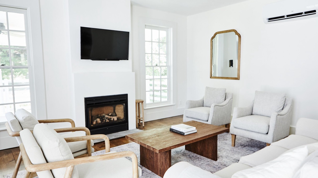 Photo of Livingroom in Valatie