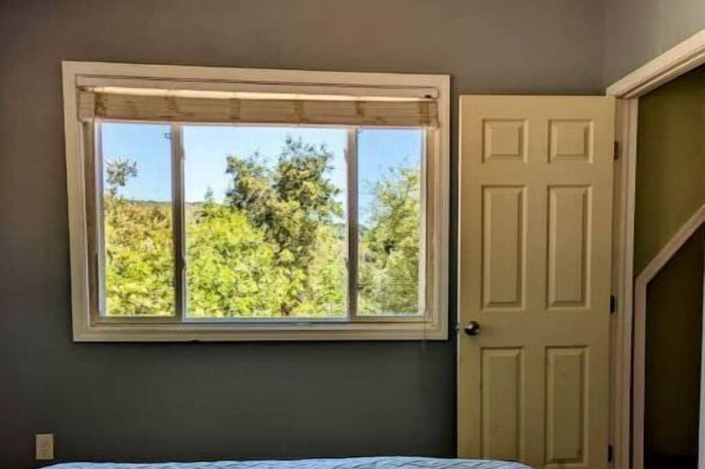 Photo of Bedroom in Silicon Valley