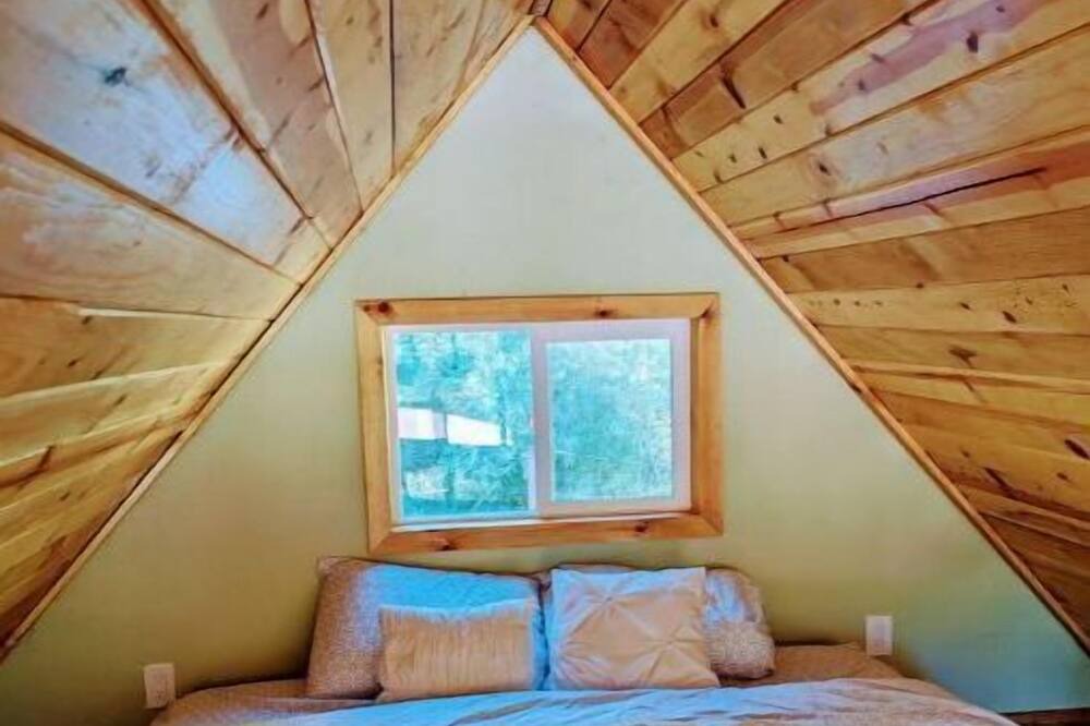 Photo of Bedroom in Silicon Valley